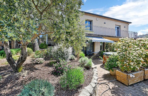 Chateaurenard House | 2 bedroom amazing home in Châteaurenard