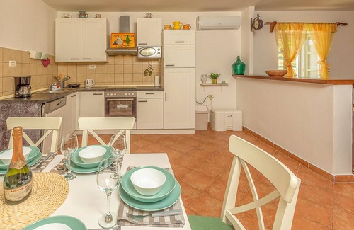 Sumber House | 2 bedroom amazing home in Nedescina