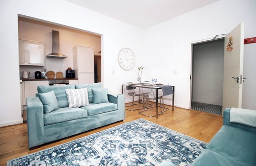 Penarth Apartment | 2 Bedroom Apartment in Penarth
