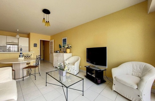 Stella-Plage Apartment | 2-bedroom apartment with balcony and equipped kitchen