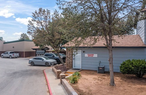 Monahans Apartment | 2-Bedroom Apartment Getaway