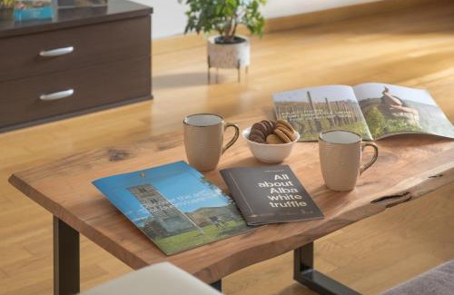 Alba Apartment | 2-Bedroom Apartment in Alba with Free Parking and Air Conditioning