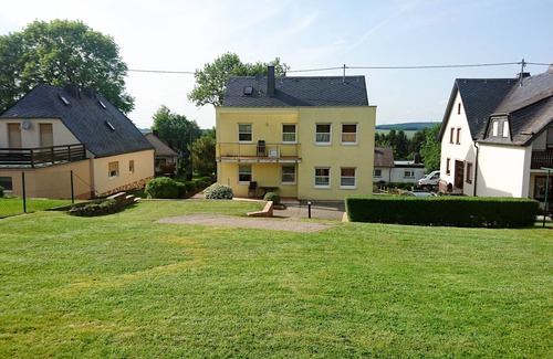 Malborn Apartment | 2 Bedroom Apartment in Malborn