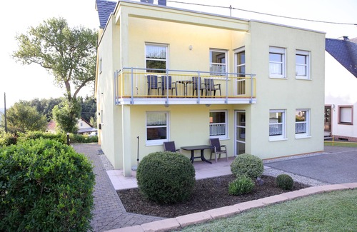 Malborn Apartment | 2 Bedroom Apartment in Malborn