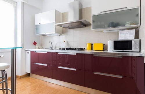 Zona Solari Apartment | 2 bedroom apartment in milan