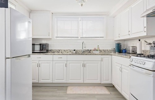 Lakeland Apartment | 2-Bedroom Apartment Located Near Downtown Lakeland & Lake Hollingsworthn
