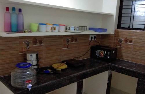 Banjara Hills Apartment | 2 Bedroom Apartment near Basavatarakam Indo American Cancer Hospital.