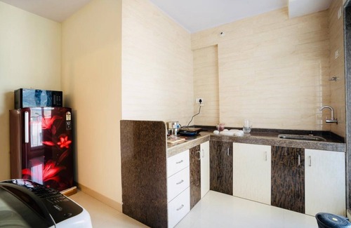 Santacruz Apartment | 2 bedroom apartment near Mumbai Airport