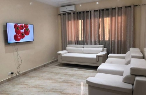 Pointe des Almadies Apartment | 2-bedroom apartment in Keur Massar, Rufisque with AC, WiFi, Canal & Washer/Dryer