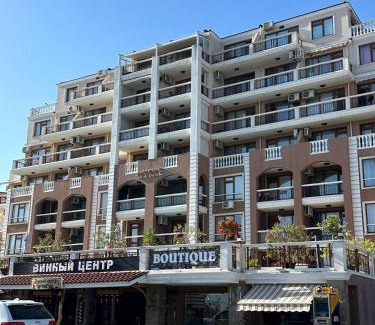 Sveti Vlas Apartment | 2 bedroom apartment Sveti Vlas with 2 balconies and sea views