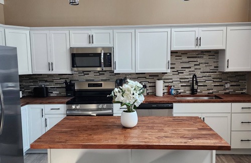 Carterville Apartment | 2-Bedroom Apartment just 15 minutes from Southern Illinois University