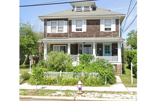 Avon Apartment | 2-bedroom apartment with AC in Bay Head