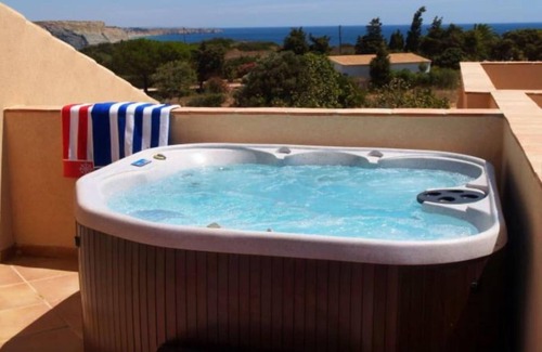 Praia da Luz Apartment | 2 bedroom apartment with mezzanine and private jacuzzi on a luxury spa resort