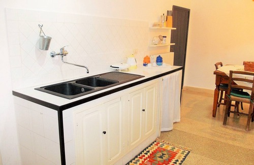 Lecce Historic Center Apartment | 2 bedroom apt - historical building - private parking