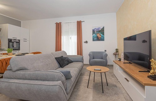 Donje Polje House | 2 bedroom awesome home in Sibenik