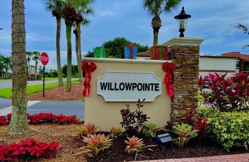 Ventura Condo | 2 bedroom/bathroom, 1st floor condo at the quiet Ventura Country club!