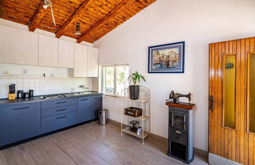 Island Dugi Otok House | 2 bedroom beach front home in Sali
