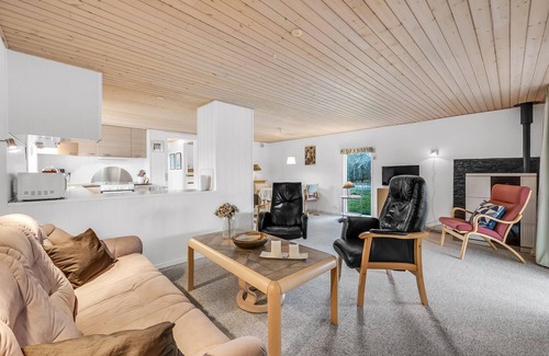 Skaven Strand House | 2 bedroom beautiful home in Tarm