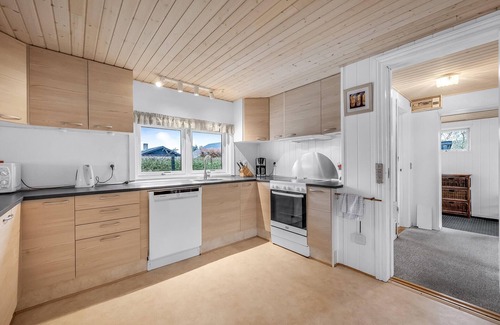 Skaven Strand House | 2 bedroom beautiful home in Tarm