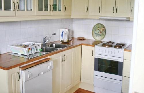 Eskilstuna House | 2 Bedroom Beautiful Home In Eskilstuna