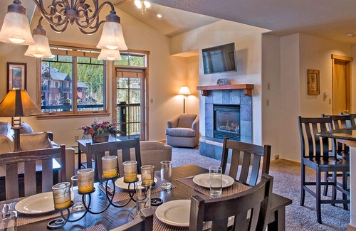 Four O'Clock Villa | 2 Bedroom Condo in Breckenridge - Ski-In & Ski-Out - Family Friendly