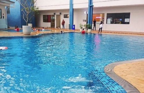 Kampung Baharu Sungai Udang Condo | 2-Bedroom Condo Seaview Pantai Puteri