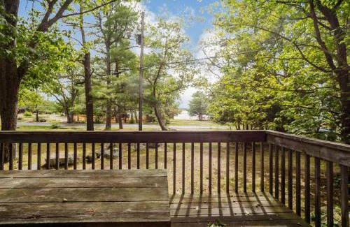 Carling House | 2-Bedroom Cottage #6 - Sand Bay