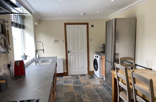 Bo'ness Cottage | 2 Bedroom Cottage in Countryside Near Edinburgh