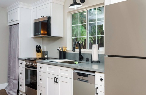 Alpine Cottage | 2-bedroom cottage just 7 minutes from Viejas Casino