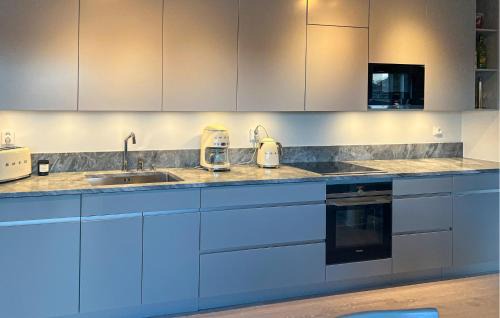 Ladugardsgardet Apartment | 2 Bedroom Cozy Apartment In Stockholm