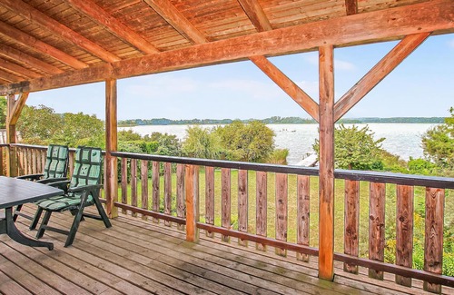 Mecklenburgische Kleinseenplatte Apartment | 2 bedroom cozy apartment in Below
