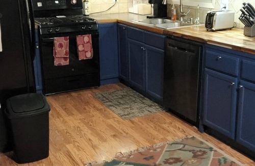 Southeast Boise House | 2-bedroom duplex in Boise with WiFi, AC and fenced backyard with patio & gardens