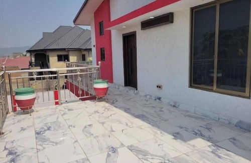 Accra House | 2 Bedroom Exctv Home @Sapeiman