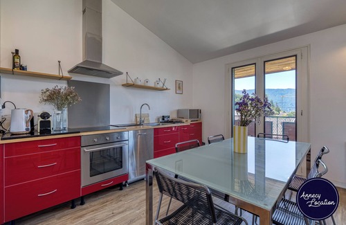 Menthon-Saint-Bernard Apartment | 2-Bedroom Duplex Apartment in Menthon-Saint-Bernard