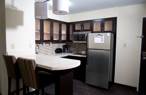 Barker Condo | 2 Bedroom | Free Breakfast + Outdoor Pool