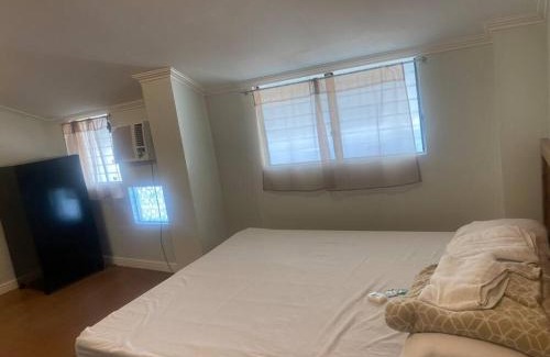 Cainta Apartment | 2-Bedroom/free parking/WiFi