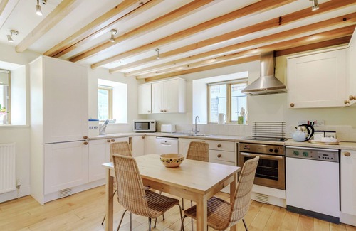 Carlton-in-Cleveland Cottage | 2 bedroom accommodation in Swainby, near Stokesley