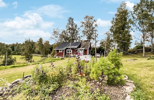 Hallaryd House | 2 bedroom gorgeous home in Hallaryd