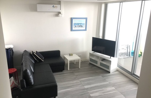Hurstville Apartment | 2 Bedroom High Rise Apartment