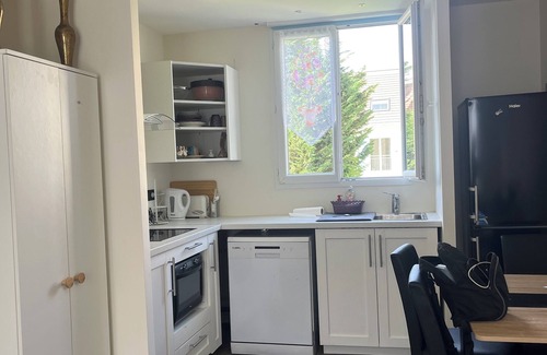 Mezieres-sur-Seine House | 2-BEDROOM HOUSE WITH GARDEN FOR 4 ADULTS AND ONE CHILD