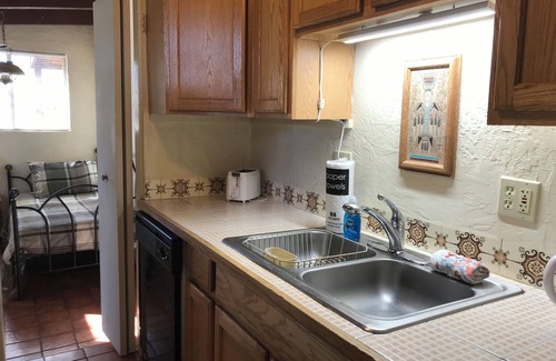 Tanque Verde House | 2 Bedroom Home on 10.5 Acre Guest Ranch with Full Kitchen!
