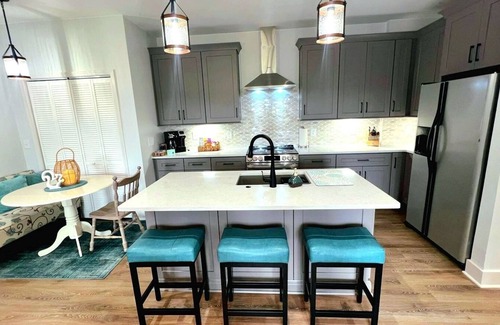 Ashland City House | 2-bedroom house in Ashland City, TN - 30 minutes from downtown Nashville