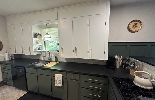 Stephenville House | 2-bedroom house in Stephenville—walk to downtown and 2 minutes from TSU campus