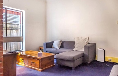 Bondi Beach House | 2 Bedroom House Moments from Bondi Beach