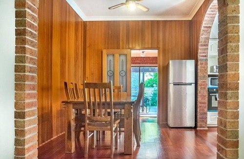 Bondi Beach House | 2 Bedroom House Moments from Bondi Beach