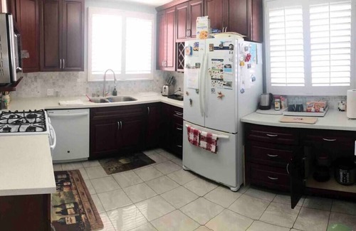 Westlake House | 2 Bedroom House near SFSU w/kitchen and free parking