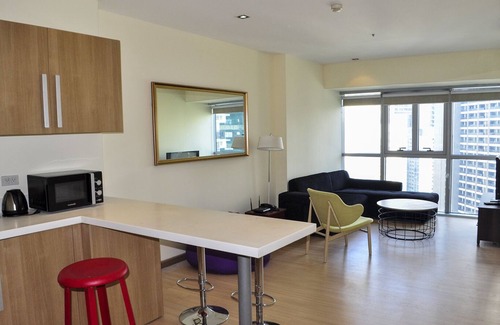 Downtown Apartment | 2-Bedroom @ Knightsbridge 2910