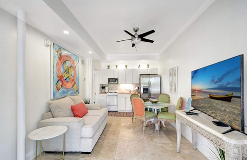 Ocean Ridge Resort | 2 bedroom large pool 600 ft to the beach