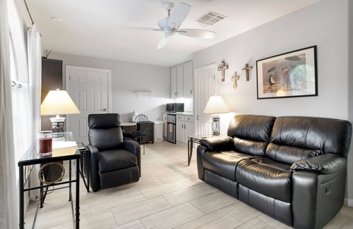 Dobson Ranch Apartment | 2 Bedroom, living room, kitchenette