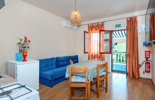 Grebastica Apartment | 2 bedroom lovely apartment in Sibenik
